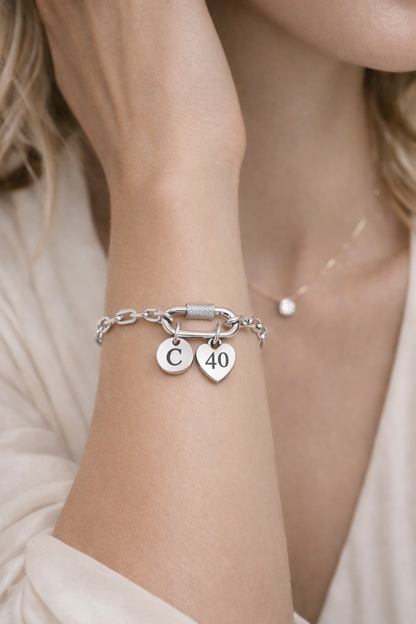 Woman wearing a 40th birthday keepsake bracelet